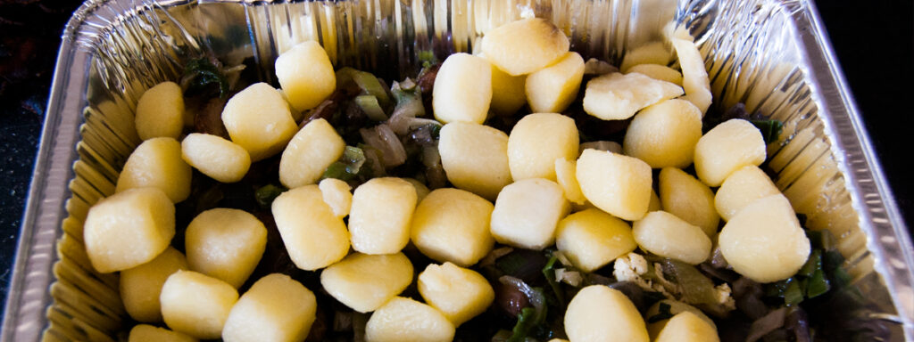 Aardappel biefstuk schotel van de barbeque